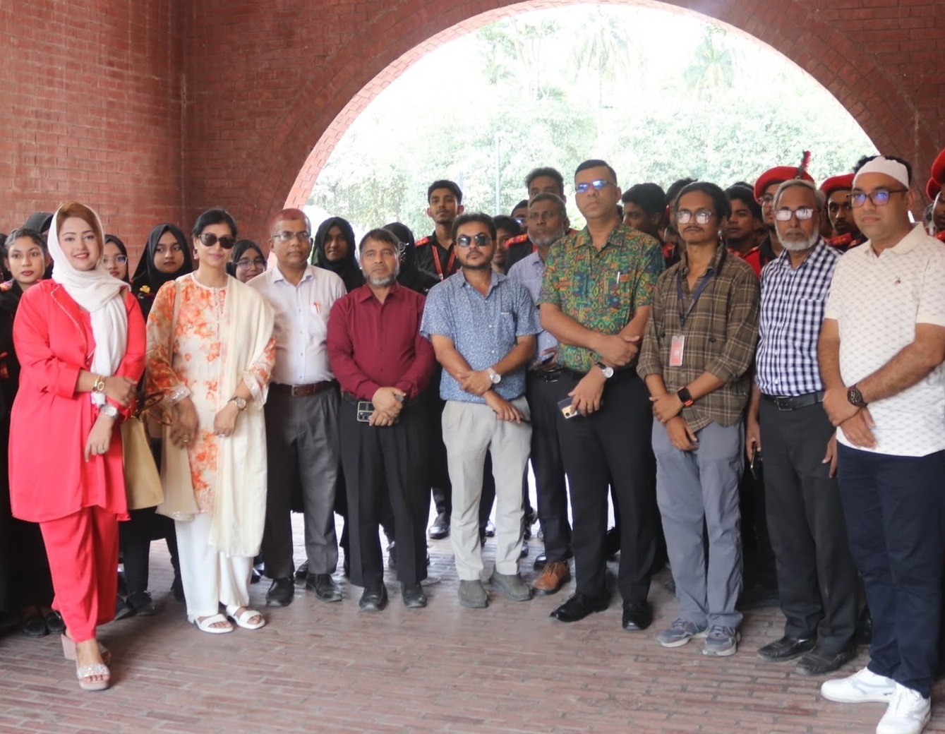 জুলাই গণঅভ্যুত্থান স্মৃতি জাদুঘর পরিদর্শন